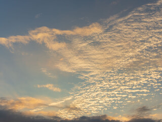 秋の日の朝焼けと青空22