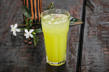 Citrus lemonade in the glass