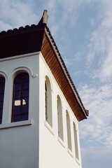Obraz premium old house in the town