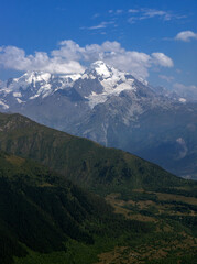 Fototapeta premium Beautiful clouds over the mountain range.