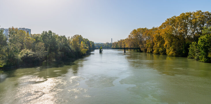 Panorama of the Garonne and the Poudri&egrave;re footbridge over the Garonne river in Toulouse, Occitanie, France