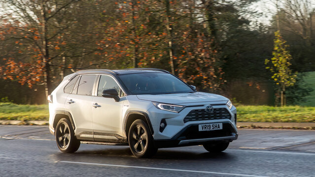 2019, hybrid electric, Toyota Rav4