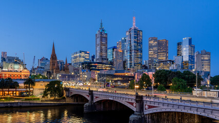 Fototapeta premium Melbourne City Skyline At Dusk