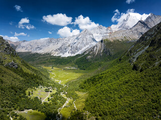 Daocheng Yading in The Hengduan Mountains