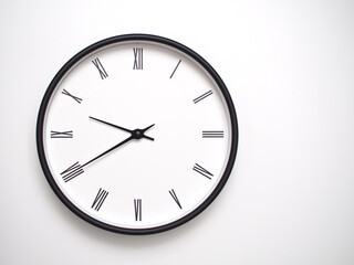 Clock Showing 21.40 or 09.40 with Roman Numerals – Simple Round Clock for Concepts of Time Management and Scheduling.