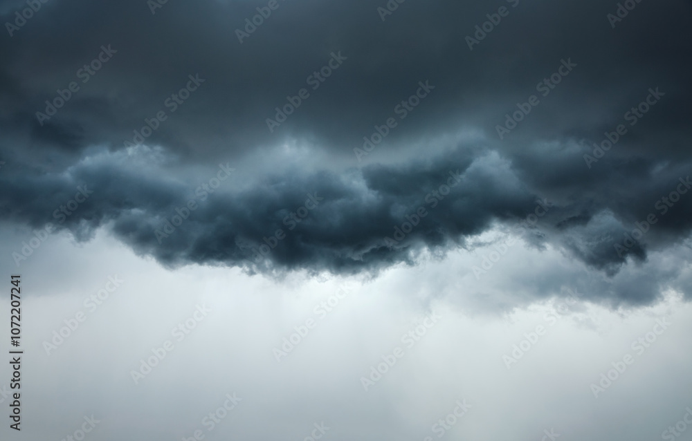Aufkleber dangerous and ominous clouds before a severe thunderstorm. pattern of textured stormy sky.