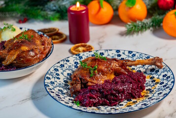 Gänsekeule mit Rotkohl