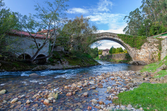 bridge over the Miera river. Lierganes. Cantabria, Spain