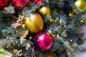 Christmas wreath with red and green ornaments