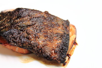 冬の味覚！黄金色に輝くブリの照り焼き