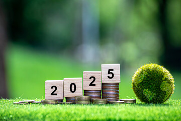 2025 ESG concept ,Sustainable development goal (SDGs) Ideas for Sustainable development wood cube...