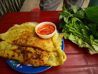 ホーチミンで食べたバインセオ/I ate bánh xèo in Ho Chi Minh City/vietnamese pancake