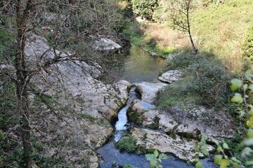 Carpinone - Torrente Carpino dal ponticello di accesso