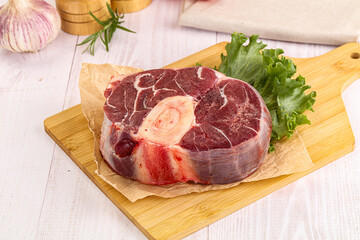 Raw beef ossobuco for roast