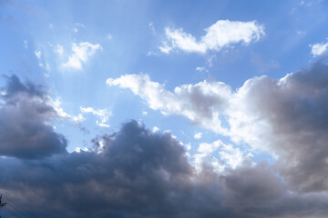 青空と雲と光