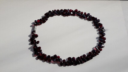 Vintage jewelry, garnet necklace, beads. Garnet beads. Burgundy necklace made of natural stones.