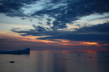 Obraz premium Icebergs and frigid scenery in Greenland, Arctic