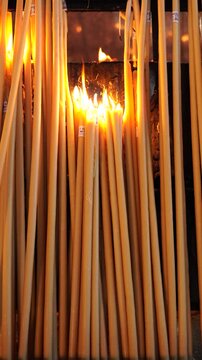 Velas em Chamas em Nossa Senhora Aparecida do Norte - SP