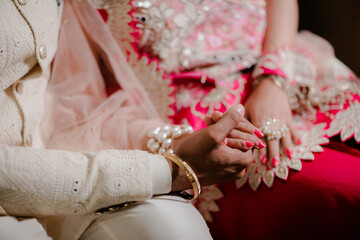 hands of the bride