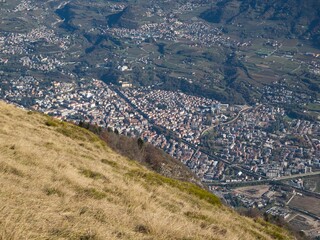 Panoramica di Trento dal dos dela cros sul Bondone