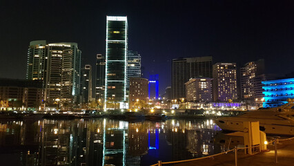 Obraz premium Beirut Zaitunay Bay View at Night