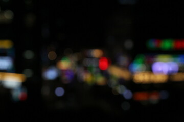 Coloridas luces en un hermoso atardecer.