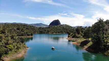 El Peñon de Guatapé - Piedra de El Peñol