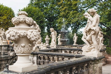 Fototapeta premium fountain in the park