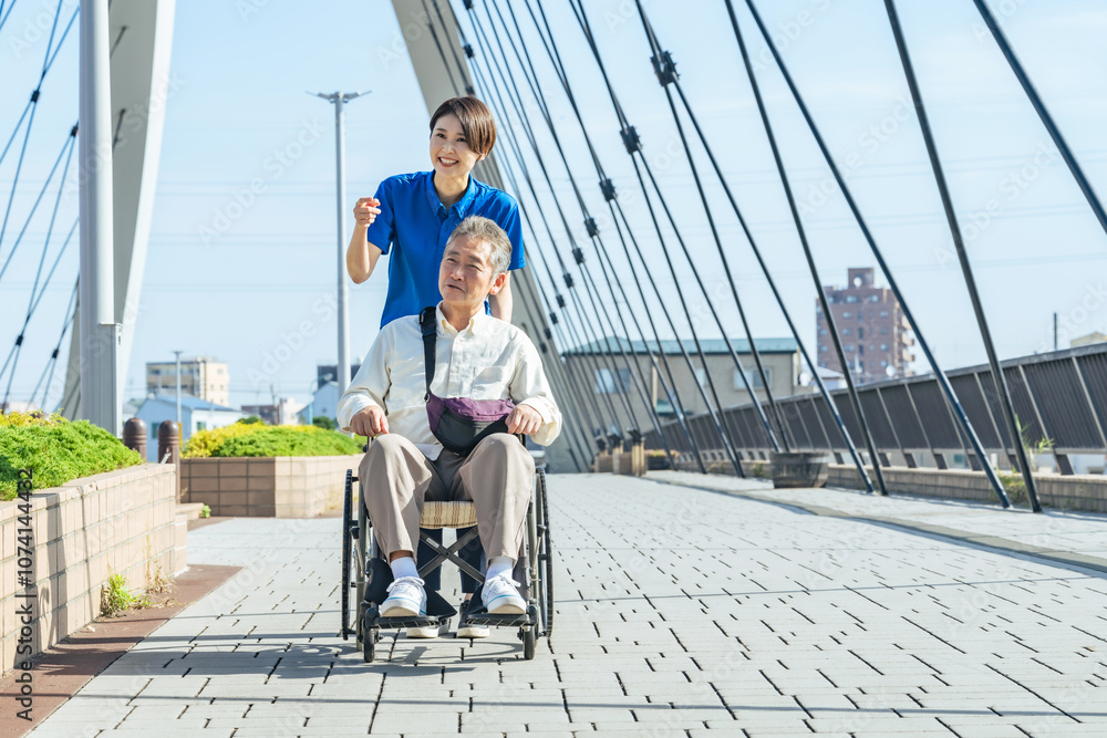 Aufkleber 介護、車椅子、ヘルパー、介護士、笑顔、歩道、外出、サポート、支援、高齢者、お年寄り、シニア、道路、屋外、女性、男性、日本人、サービス、デイサービス、ホームヘルパー、介護福祉士、老人ホーム、障害、障がい者、青空、元気、ポジティブ、街、都市、橋、ウェルネス、リハビリ、健康、老後、バリアフリー、明るい、散歩、外出レク、福祉、老人、押す、スタッフ、デイケア、施設、会話、励ます、応援、フレイル、サルコペニア