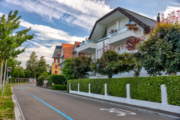 europe,architecture,cityscape,travel,tourism,tourist,old town,shopping,finance,clock tower,river,botanical garden,water,promenade,luxury,design,art,viewpoint,pedestrian,zurich,lake zurich,bahnhofstras