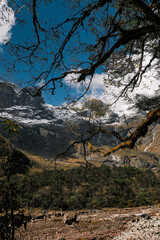 great himalaya trails in the mountain region of nepal during makalu base camp trek 