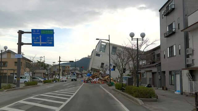 能登半島地震 倒壊したビル