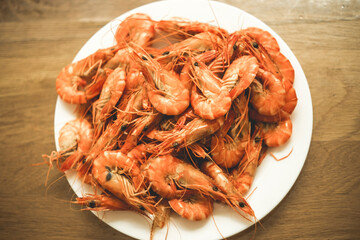  consume as a food source in the ocean.Are krill just baby shrimp? No, krill are not baby shrimp. They are a separate species of small crustaceans, distinct from shrimp, though they share some similar