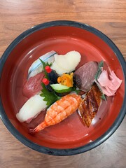 鮨