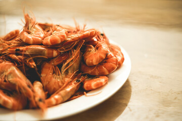  consume as a food source in the ocean.Are krill just baby shrimp? No, krill are not baby shrimp. They are a separate species of small crustaceans, distinct from shrimp, though they share some similar