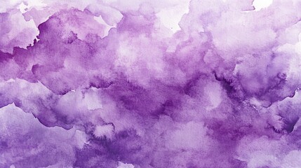 Obraz premium Vibrant purple watercolor background with soft brushstrokes and elegant gradient for creative design projects