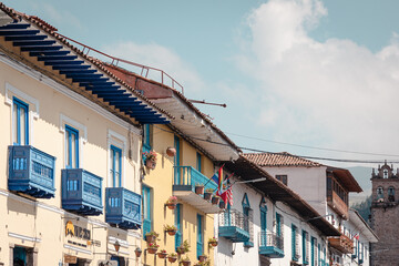 monutmens in peru