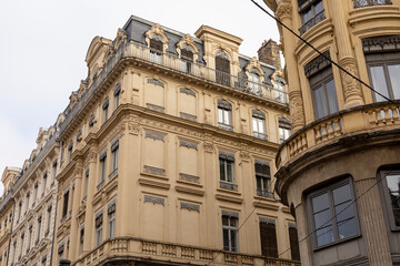 Fototapeta premium Beige building in the center of a European city, France