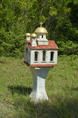 Small chapels by the way are considered holy places in Greece.