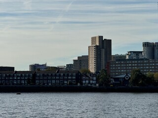 Obraz premium Canary Wharf, London Skyscrapper View From Thames River