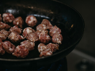 Raw meatballs