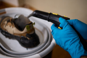 Using Steam Cleaning for Sneakers to Achieve Maximum Freshness and Optimal Care Over Time