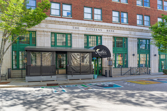 ROCK HILL, SC, USA-10 APRIL 2022: Amelie's French bakery and cafe, in The Citizens Bank building on Main St.
