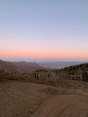 Naklejka premium Sunset over the mountains