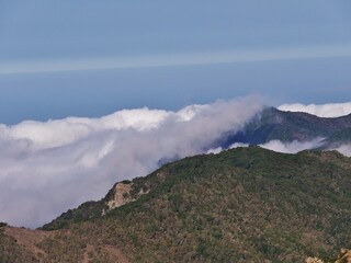 Berge in den WOlken auf La Gomera