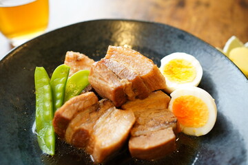 国産豚　とんかつ・トンテキ・丼