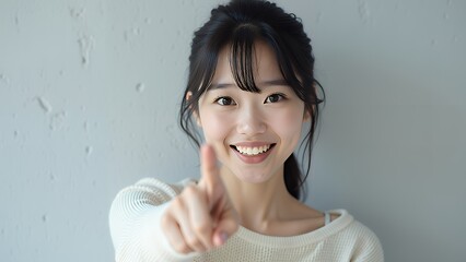 あなたに指をさす日本人女性