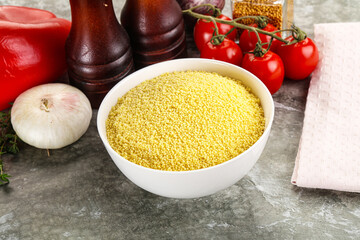 Raw dry wheat couscous grain