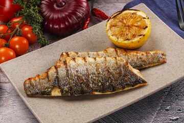 Grilled seabass fillet with lemon