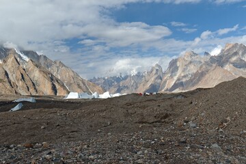 View of Baltoro glacier and mountain peaks, near Gore 2 camp. Karakoram Mountains. Gilgit-Baltistan...